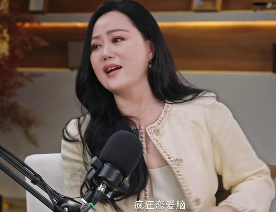 岁月不败美人!62岁章小蕙参加鲁豫访谈,气质优雅颜值超高(组图) - 18