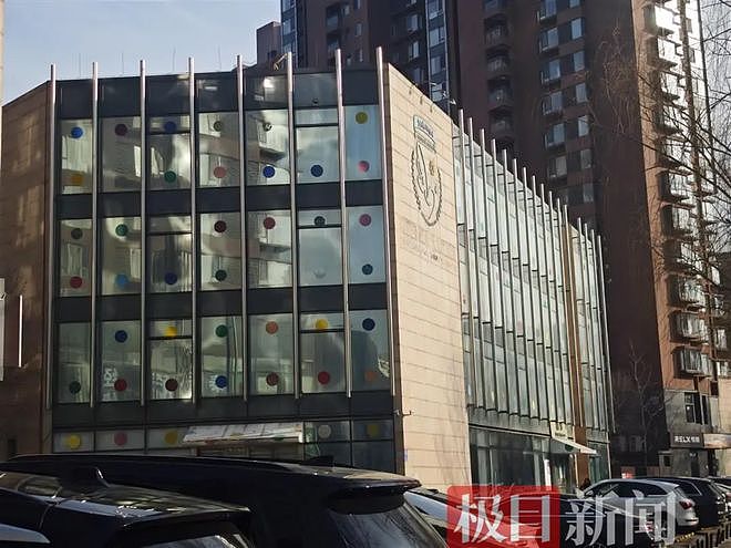 李亚鹏拖欠2000万租金后口碑突然反转，公众已捐881万（组图） - 3