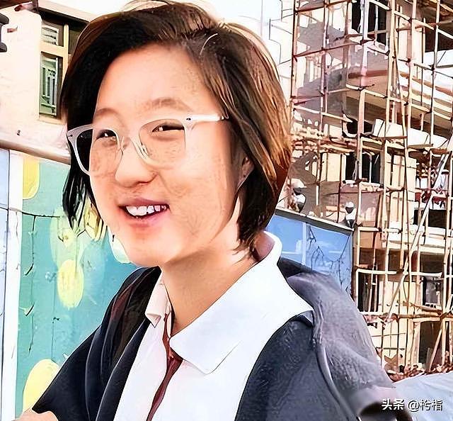 成龙砸4000万认回女儿，房祖名帮忙林凤娇沉默，吴卓林的话最清醒（组图） - 3