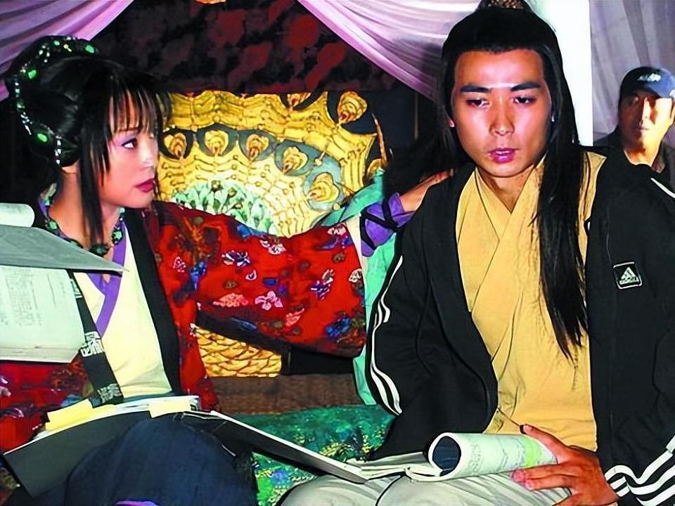 26年后被怒锤出轨的保剑锋:曾被誉为“国民男神”,却为何沦为配角?(组图) - 14