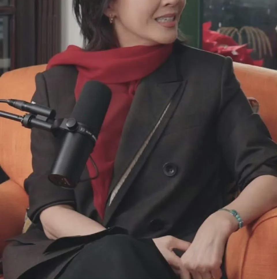 从清华学霸到豪门女主，转身做播客？首期嘉宾竟是刘嘉玲（组图） - 3