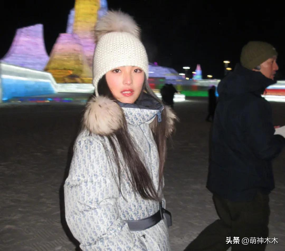 李湘账号被禁后与女儿在香港逛街，疯传3原因被封（组图） - 5