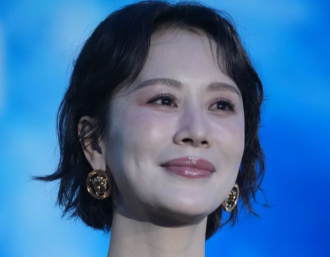 央视镜头，张译白发多，章子怡肿了，马丽又胖了，海清咋长这样了（组图） - 20