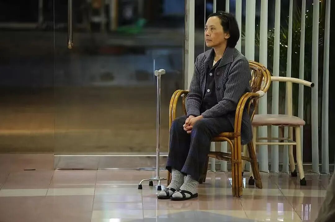 46岁未婚独居,一位中年女性悄然离世之后(组图) - 9