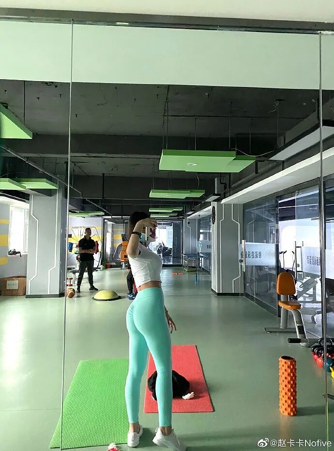 【美女】25岁篮球女教练，晒健身照撩疯全网直男：杀伤力太强了（组图） - 16