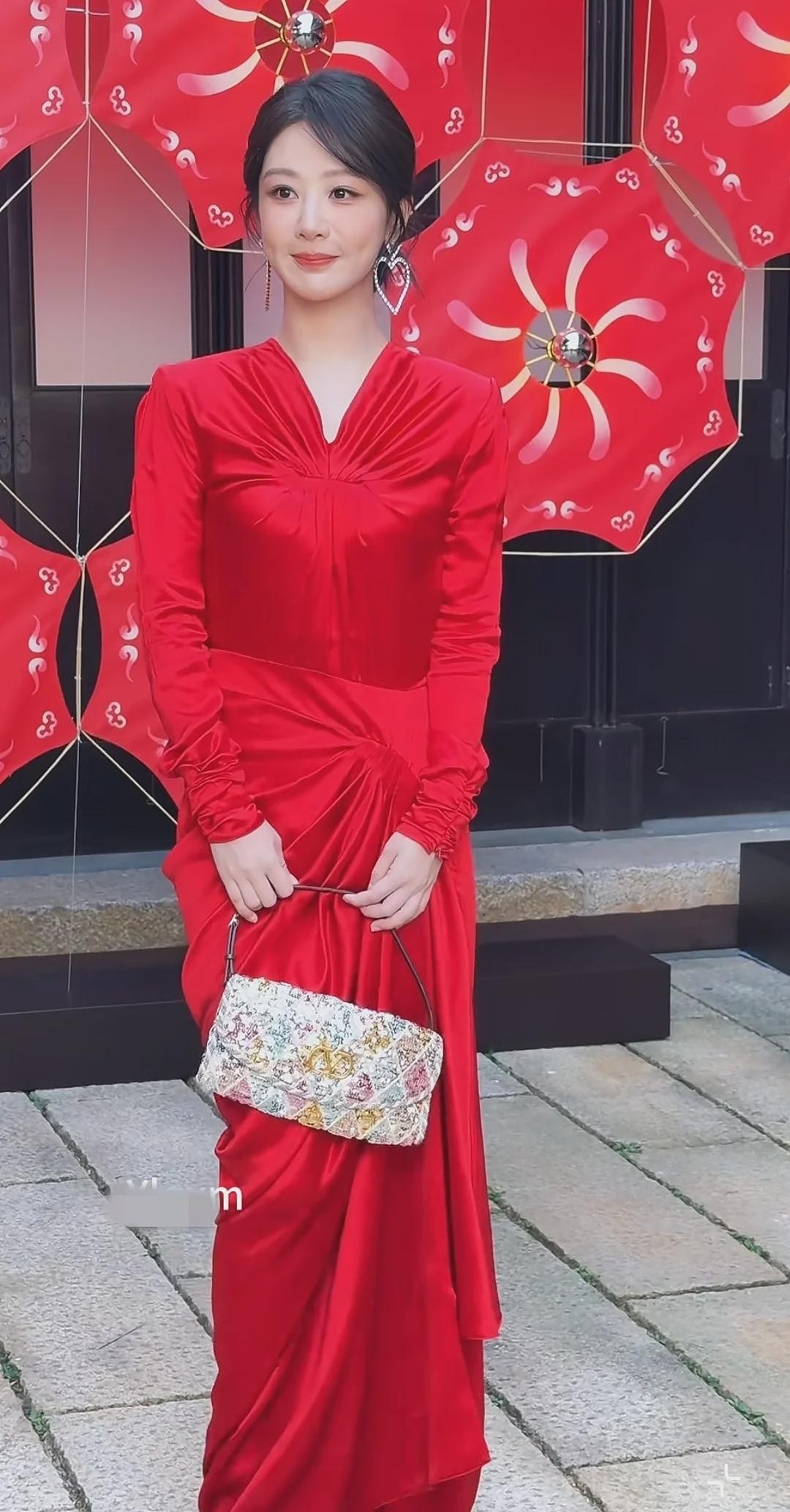 上海活动太真实！孙俪显疲惫，宋祖儿瘦成皮包骨，徐朵三角裤抢镜（组图） - 12