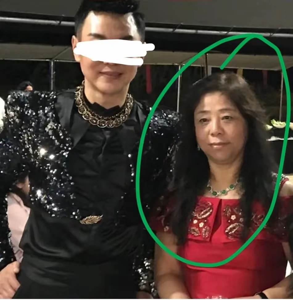 吴佩慈的女富豪准婆婆逃亡美国后落网？从东北仓管员到百亿赌场大佬，起底纪晓波母亲崔丽杰（组图） - 4