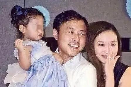豪门梦碎！知名性感女星连生4胎仍未婚！“赌神婆婆”在美被捕，孩子爹遭全球通缉？（组图） - 15