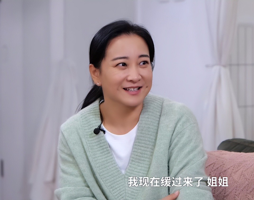 米兰时装周:贾玲又瘦了,成龙老了,却被罕见露面的马龙帅到(组图) - 27