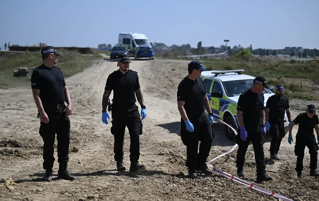 英国3名少年设局打死49岁骚扰男?庭上证据揭死者有前科!(组图) - 12