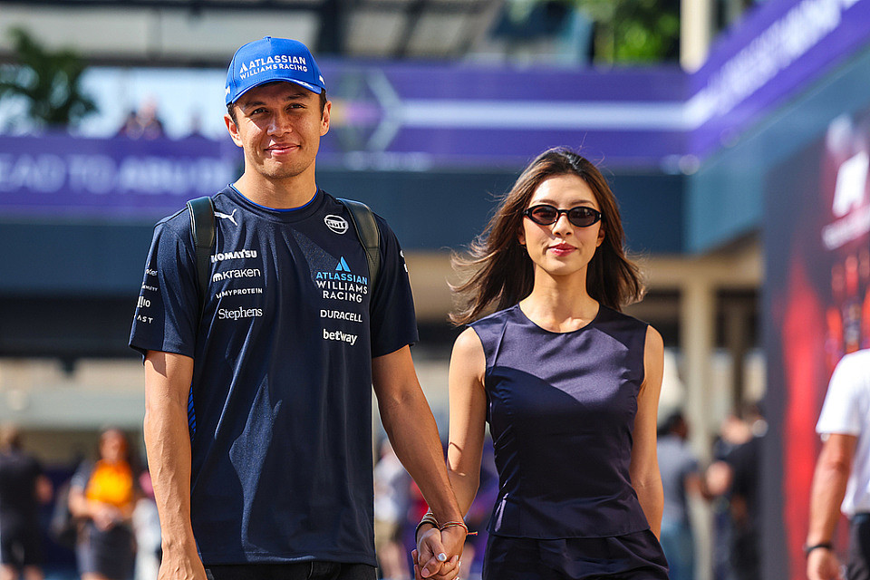成中国女婿！F1车手阿尔本与高尔夫球手何沐妮订婚，威廉姆斯车队送祝福（组图） - 7
