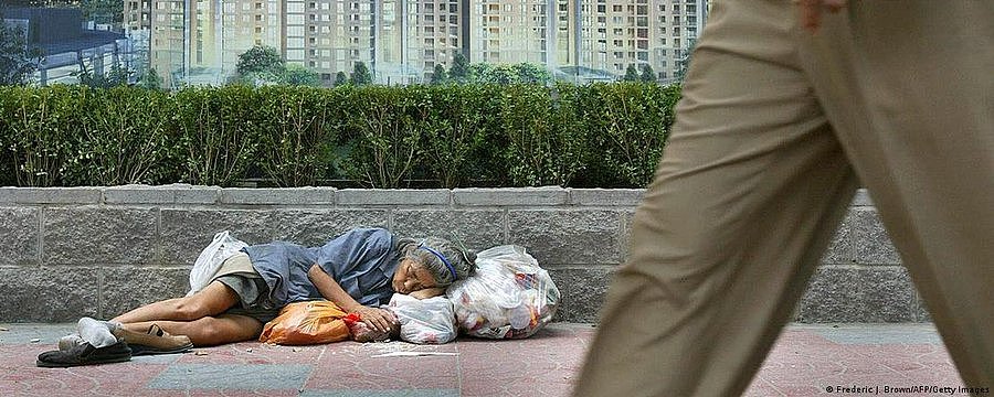 德国之声:从“美国斩杀线”到中国“死了么”(组图) - 1