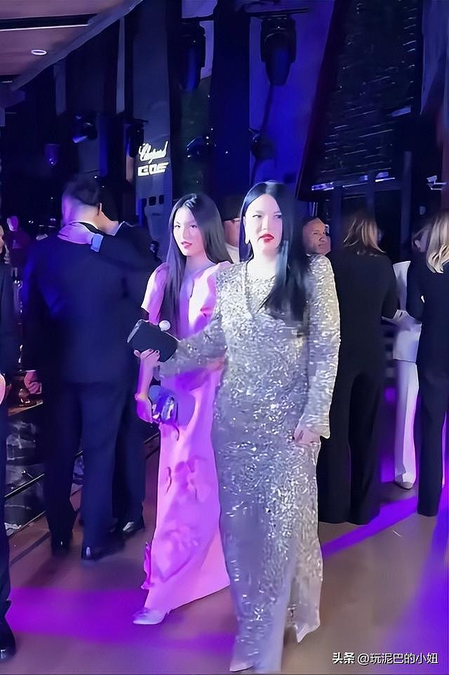 拔出萝卜带出泥！李湘全网被禁关，王诗龄身份遭质疑，多家公司注销（组图） - 4