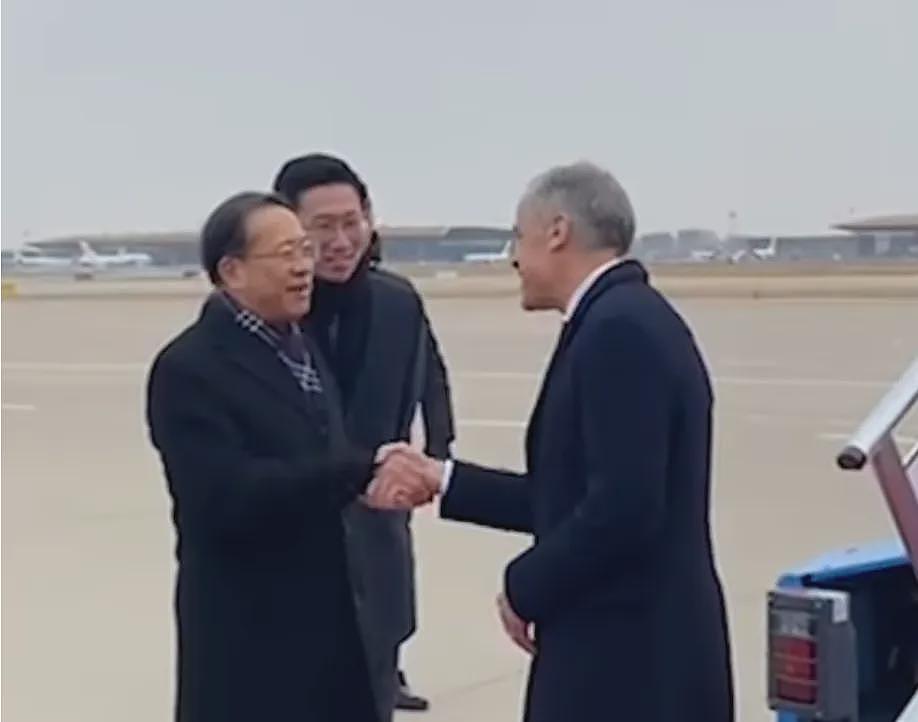卡尼结束访华离开北京,视频曝光! 一句话直接刺痛特朗普?(组图) - 2