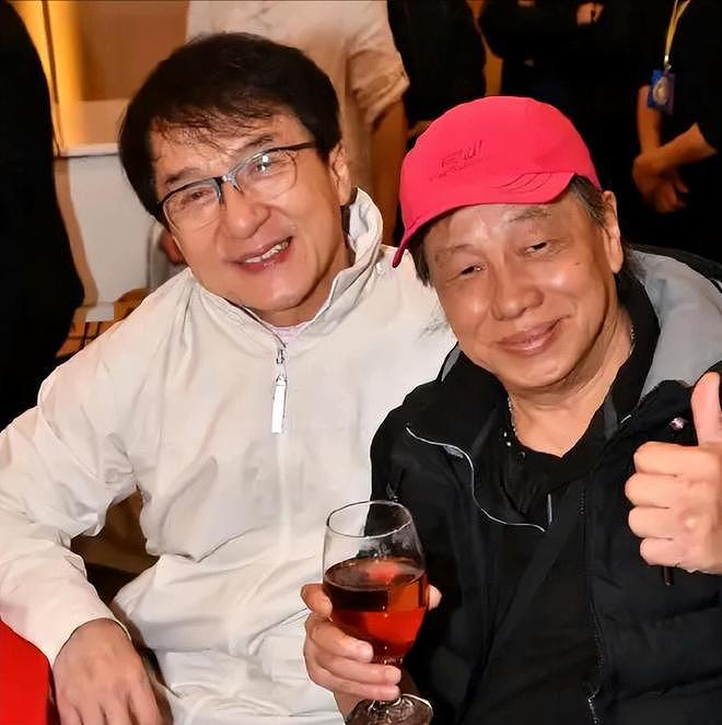 周星驰发文悼念梁小龙，直言永远怀念对方，两人曾因拍戏反目多年（组图） - 3