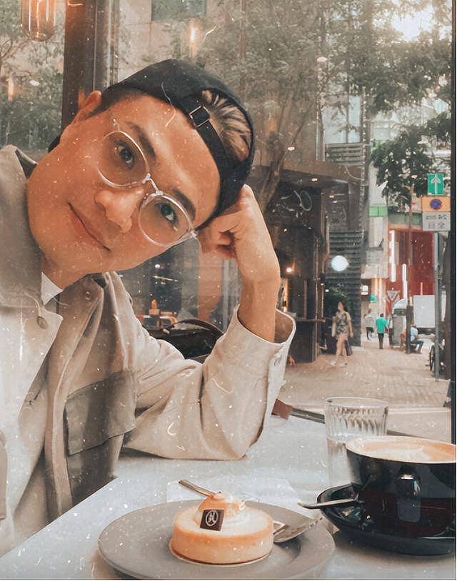 香港知名女星侄子疑出柜,依偎俊男怀抱,高调宣布找到他的许志安(组图) - 4