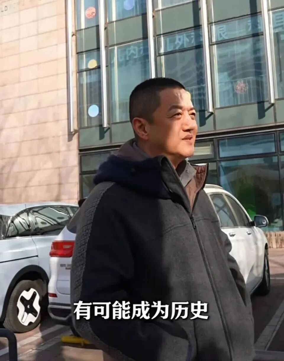 “给李亚鹏捐款”突然火了！大量网友涌入，捐款已超1400万元！二三十名儿童正在接受治疗，房东最新回应（组图） - 1