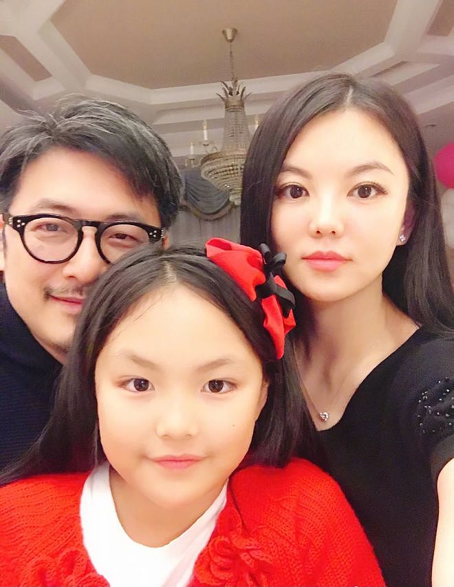 “富婆”李湘栽了:这20年的钱,她到底赚得有多野?(组图) - 8