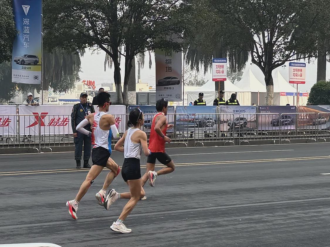张水华:很高兴撕掉“最快女护士”的旧标签(组图) - 3