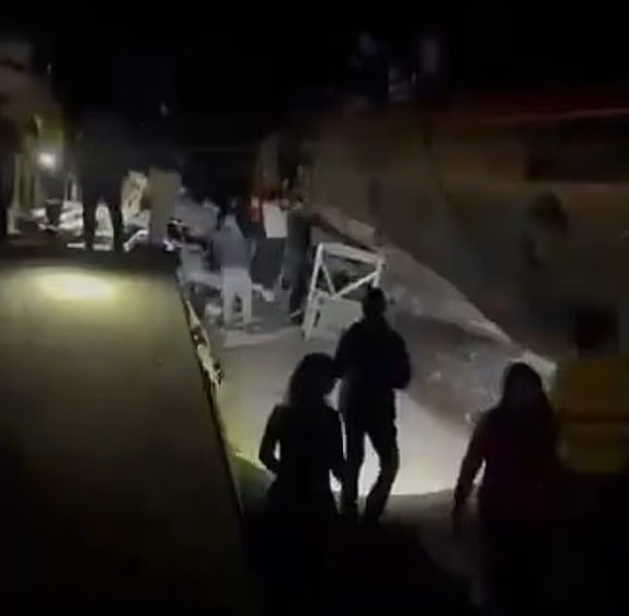 两辆高铁脱轨相撞，已致21人死上百人伤！现场骇人视频公布…（视频/组图） - 11