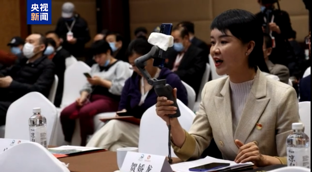 【情感】追忆贺娇龙!曾卖房交100万党费,遗憾错过妈妈每一个生日,将安葬在父亲的身边(组图) - 10