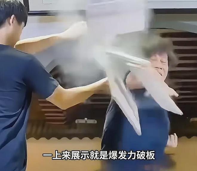 梁小龙一生刚直！因一句“我是中国人”被逼写悔过书，他当场拒写（组图） - 18