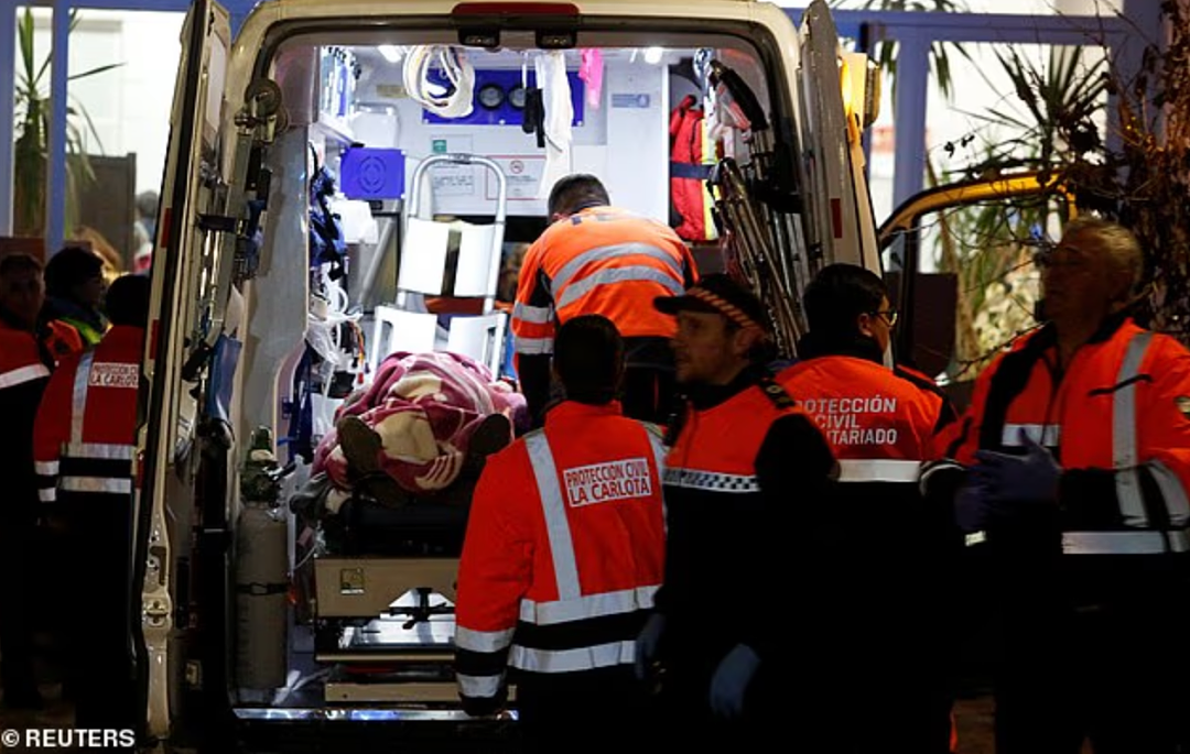 两辆高铁脱轨相撞，已致21人死上百人伤！现场骇人视频公布…（视频/组图） - 8