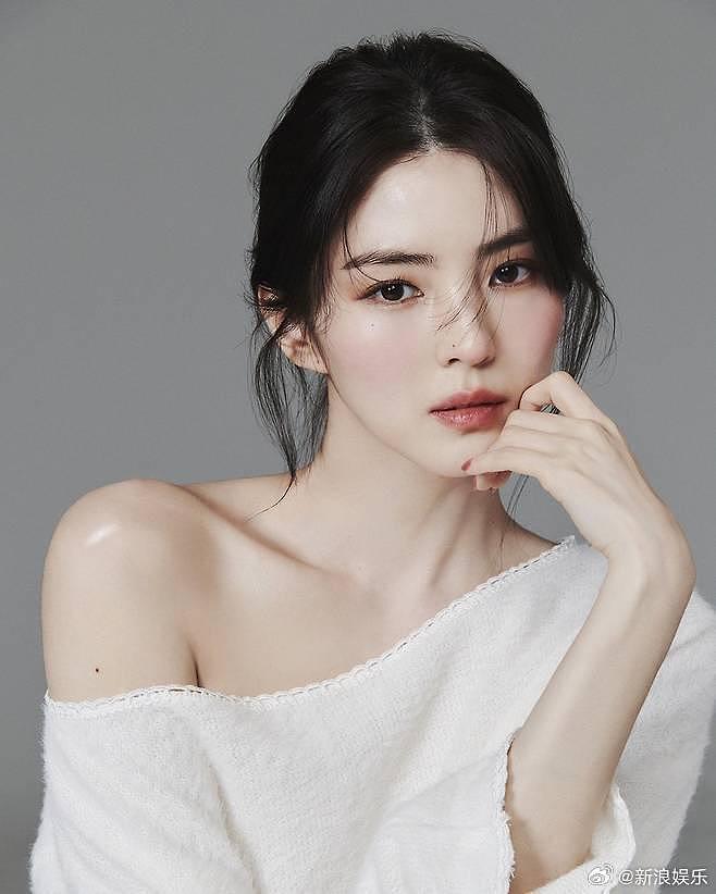 韩素希再谈与柳俊烈李惠利争议:还能怎么办呢?我认为必须接受它(组图) - 3