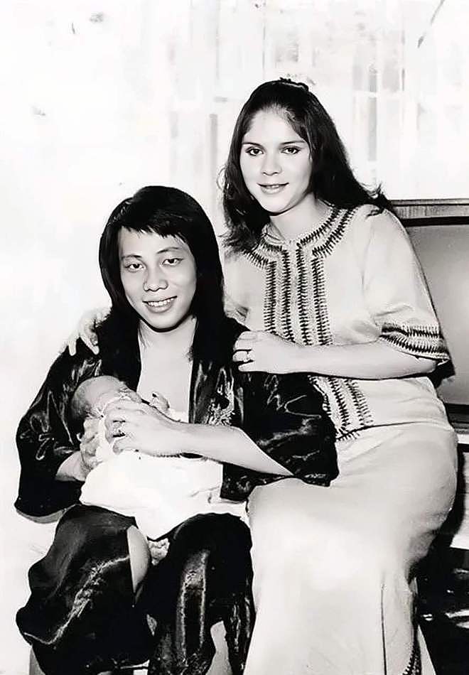 梁小龙家庭情况：有2任妻子3名子女，现任很漂亮，女儿是功夫高手（组图） - 12
