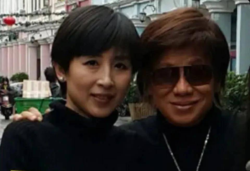 梁小龙一生太精彩！曾被封杀20年，公开承认出轨（组图） - 17