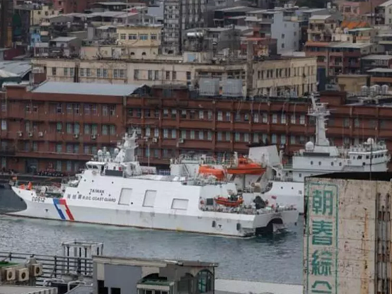 中国大陆演练夜间突袭台湾，借鉴美国抓捕马杜罗的行动（组图） - 1