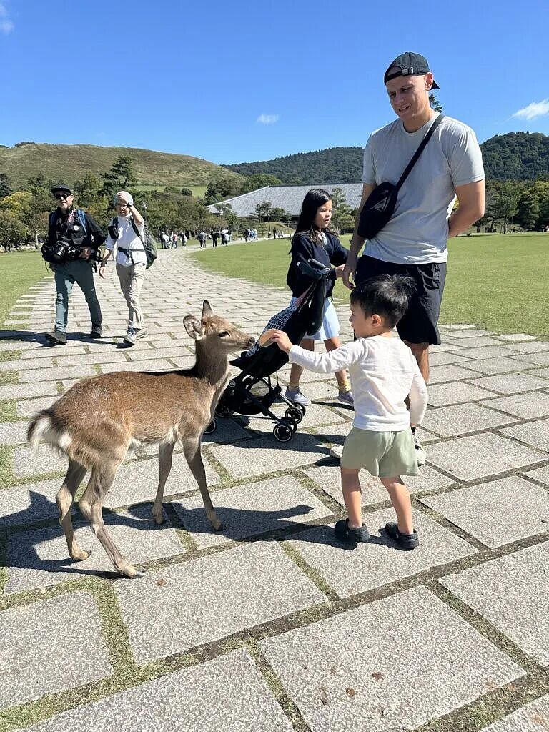 澳洲一家人日本旅游破防：到处被嫌弃，只有7-11收留我们（组图） - 6