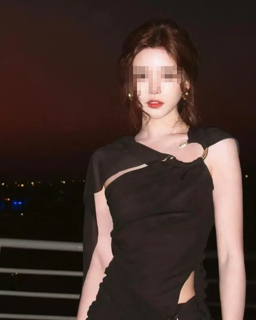 20秒广告报价35万的女网红翻车！这脸蛋这身材凉了评论区直呼可惜（组图） - 5