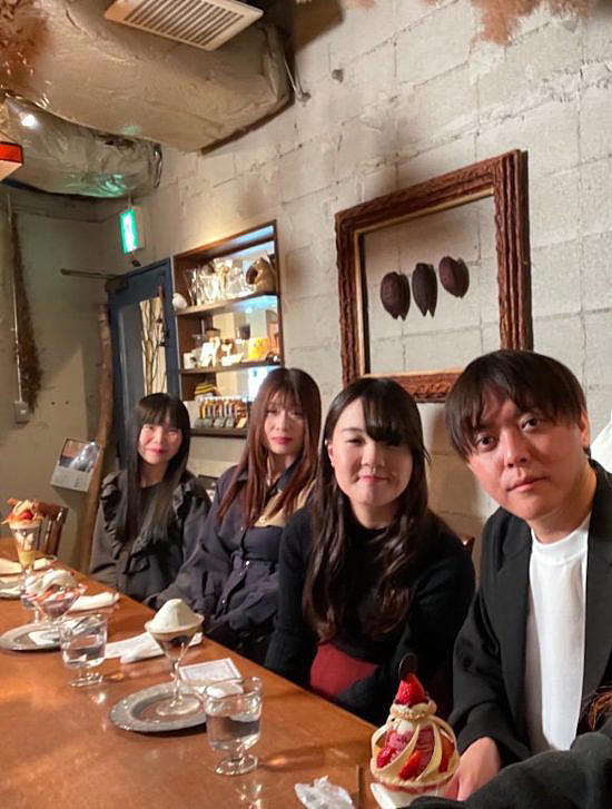 日本最强软饭男一夫多妻玩崩？和8女生11娃全靠女方养，气跑俩老婆后要找新人补位？（组图） - 5