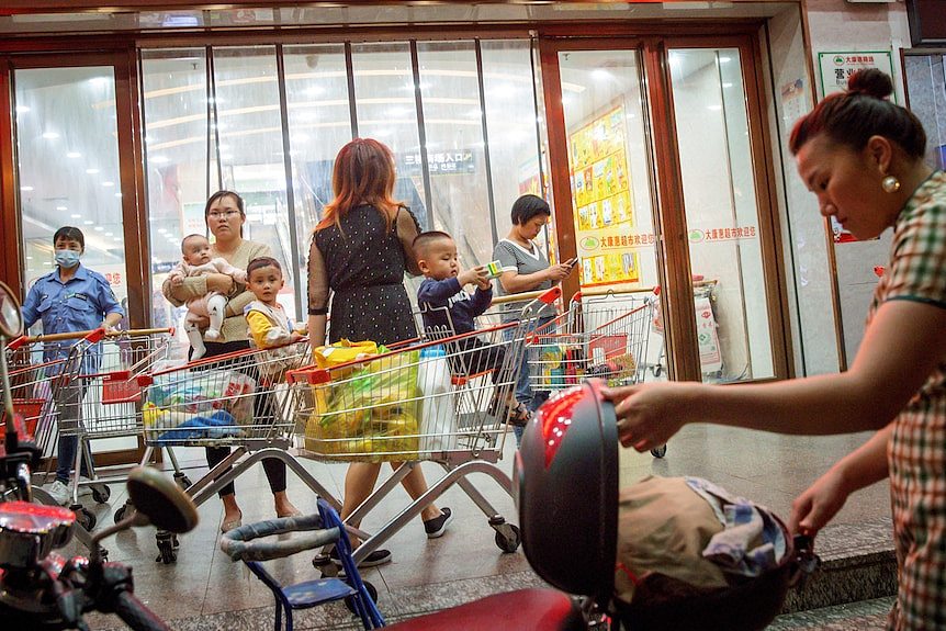 中国人口连续四年下降，专家称反弹需等“70年”（组图） - 2