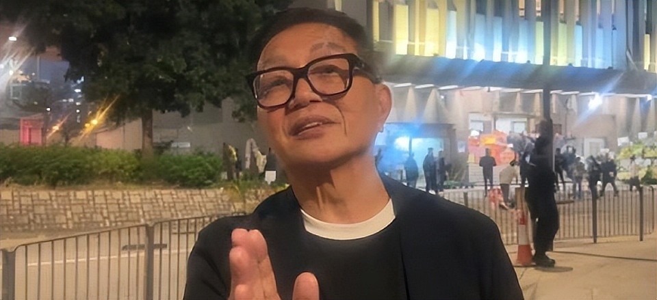 向华炎告别仪式：向太陈岚神情哀伤，4000兄弟出动，上百警察到场（组图） - 9