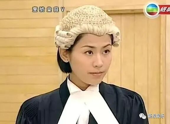 恭喜宣布不婚!拒入豪门被抛弃,受歧视还被高层嫌?她被嘲年纪大不配演戏?(组图) - 27