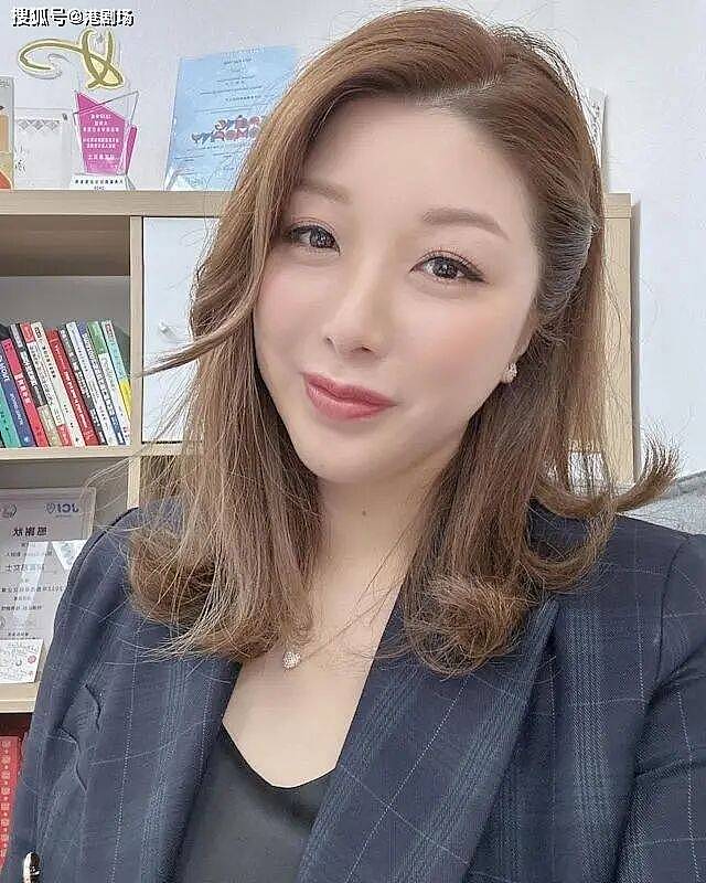 前港姐季军离婚一个月再觅第三春，高调公开新恋情（组图） - 12