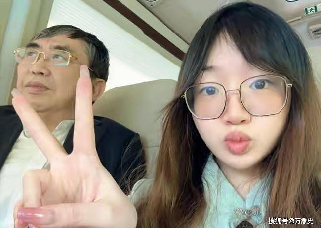 聂卫平葬礼,女儿聂云菲一行为,获得一致好评(组图) - 11