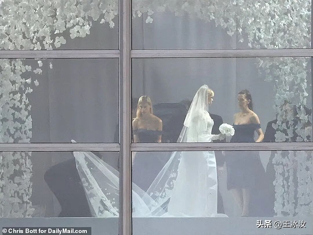 白眼狼还是觉醒者?布鲁克林公开决裂,不再配合“贝克汉姆夫妇”完美家庭(组图) - 5