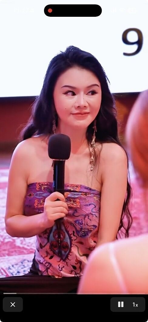 “我的身体变形成了X型!”中国性商老师:眼神给出去教学法引爆网络(视频/组图) - 1