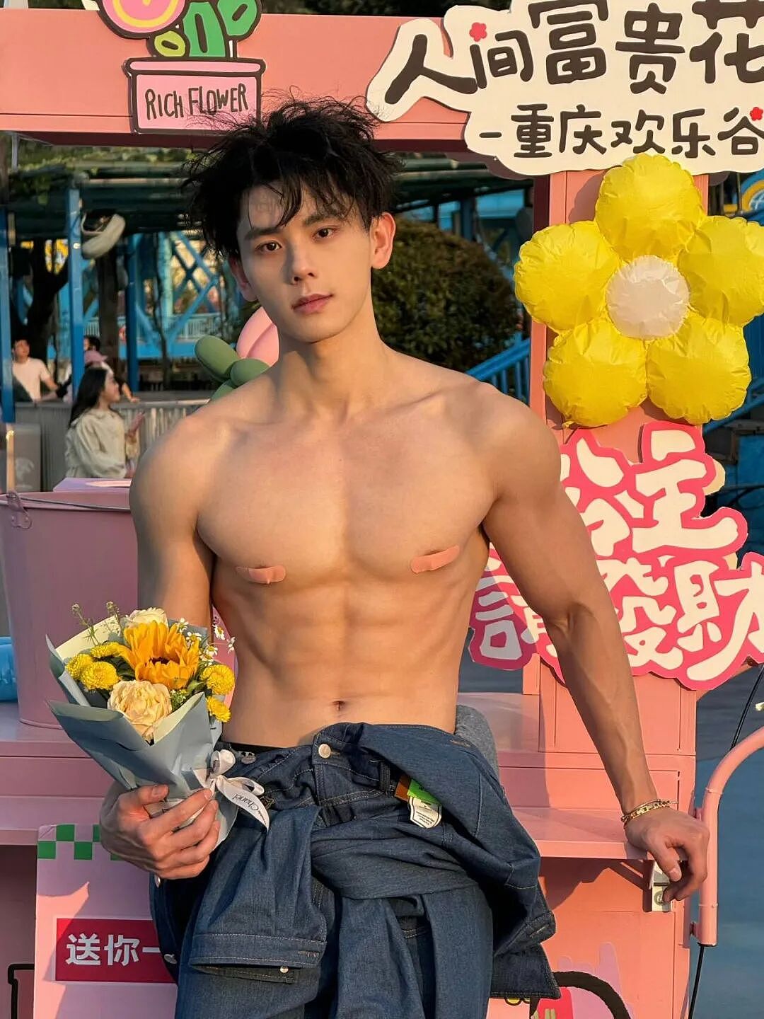 【帅哥】公狗腰太诱人！四川体育生不仅帅而且会撩…（组图） - 8