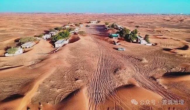 中国最孤独的镇：全镇就一幢楼（组图） - 1