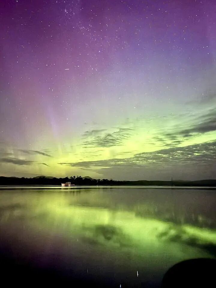 罕见南极光点亮澳洲多地夜空，昆州也能看到！强地磁暴引发绚丽视觉盛宴（组图） - 7