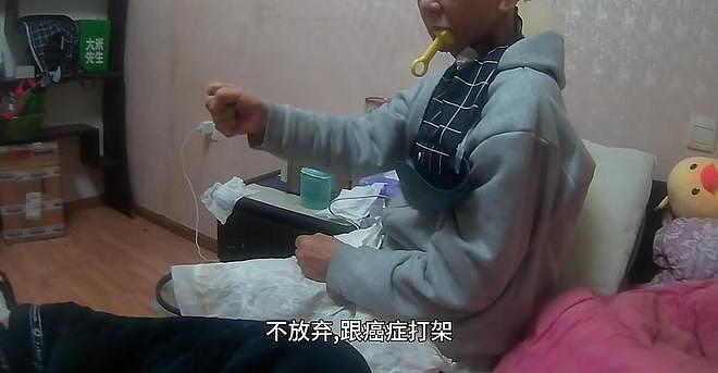 男子回应怒吼癌症妈妈碰瓷:母亲第二次想讹人,“只是尽我的责任,没什么值得称赞”(组图) - 3