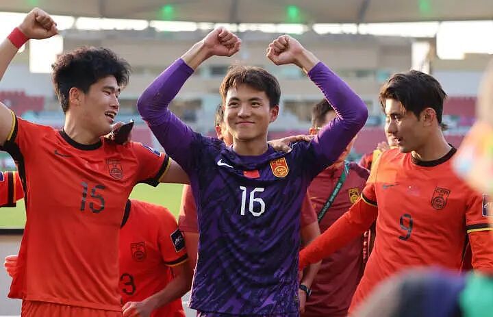 中国国足3：0，创历史进U23亚洲杯决赛！半夜，一群人沸腾了...（视频/组图） - 13