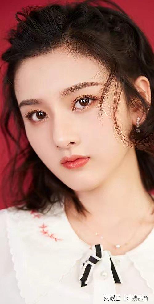 27岁宋祖儿机场暴瘦引担忧，昔日甜妹瘦到不足80斤（组图） - 12