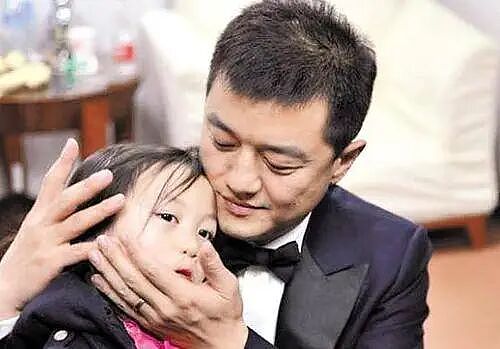 李亚鹏欠租2000万背后，他最成功的投资，是养出了一个“有担当”的女儿（组图） - 2