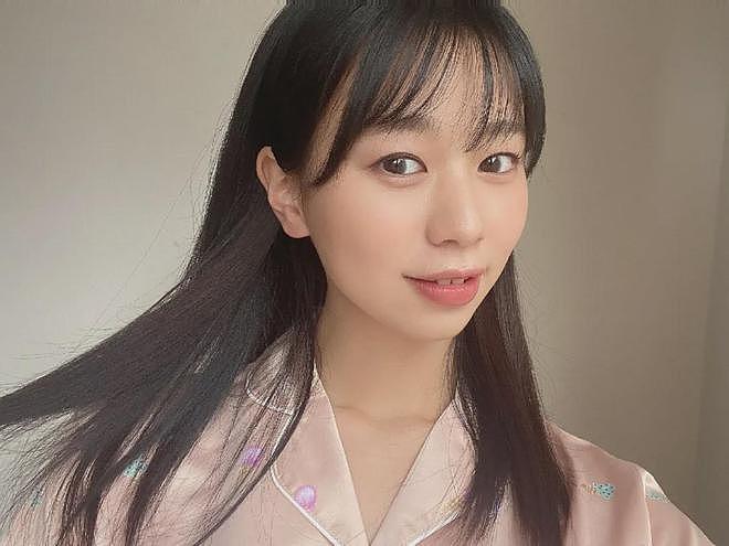 【美女】女艺人，长相甜美身材曼妙，肤白女友邀你打篮球你去不去（组图） - 3