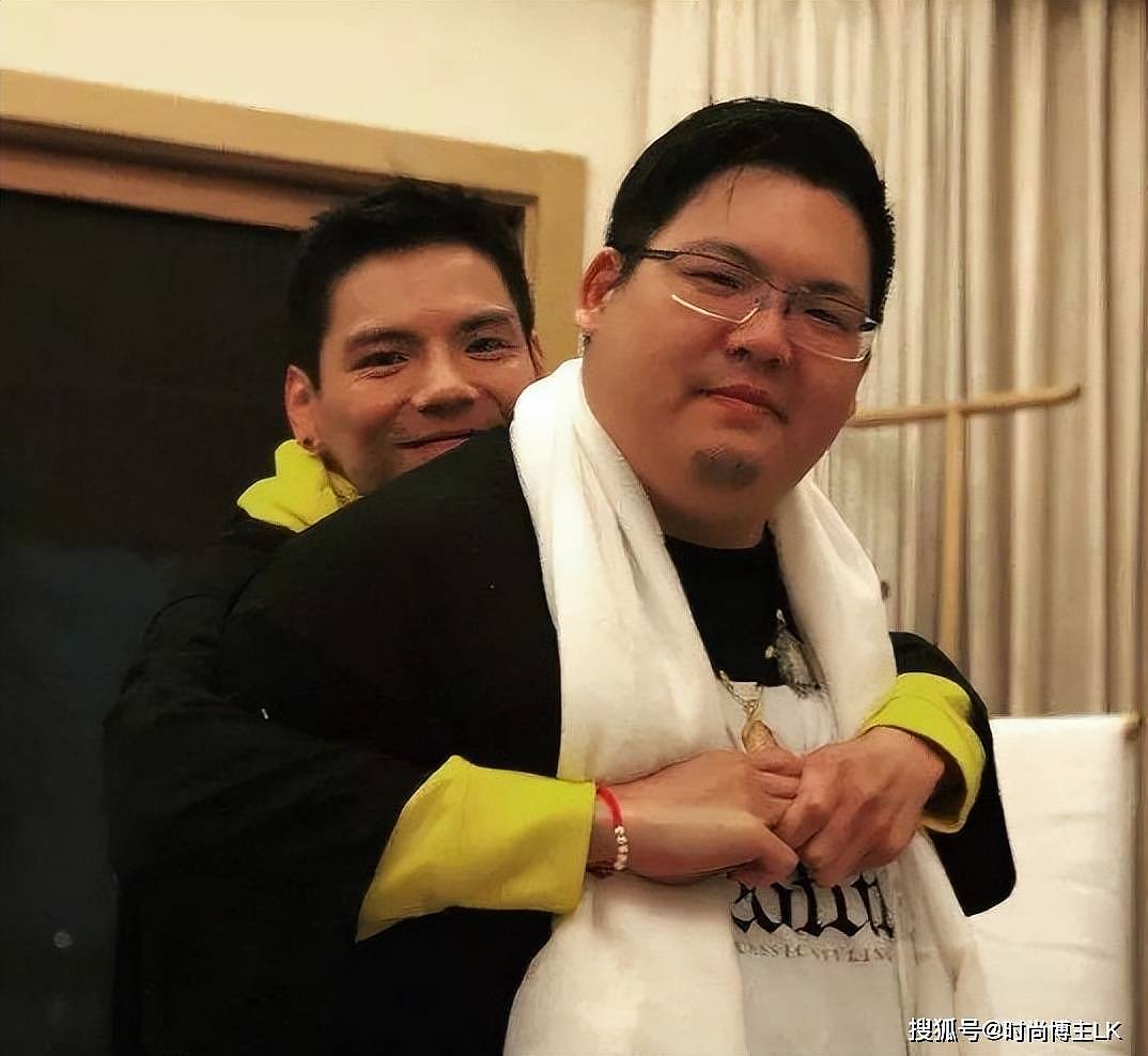 向太直播爆料改了遗嘱,只有第三代能继承(组图) - 4
